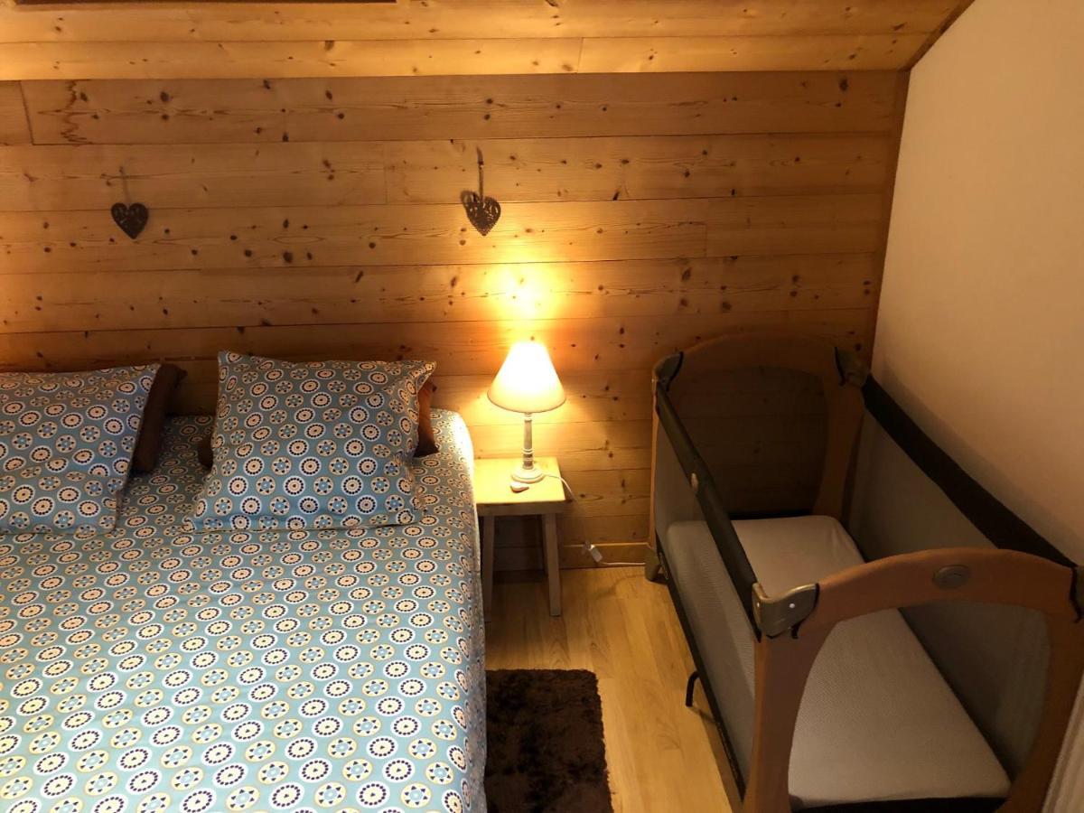 Au Coeur Des Alpes Panzió Marignier Kültér fotó