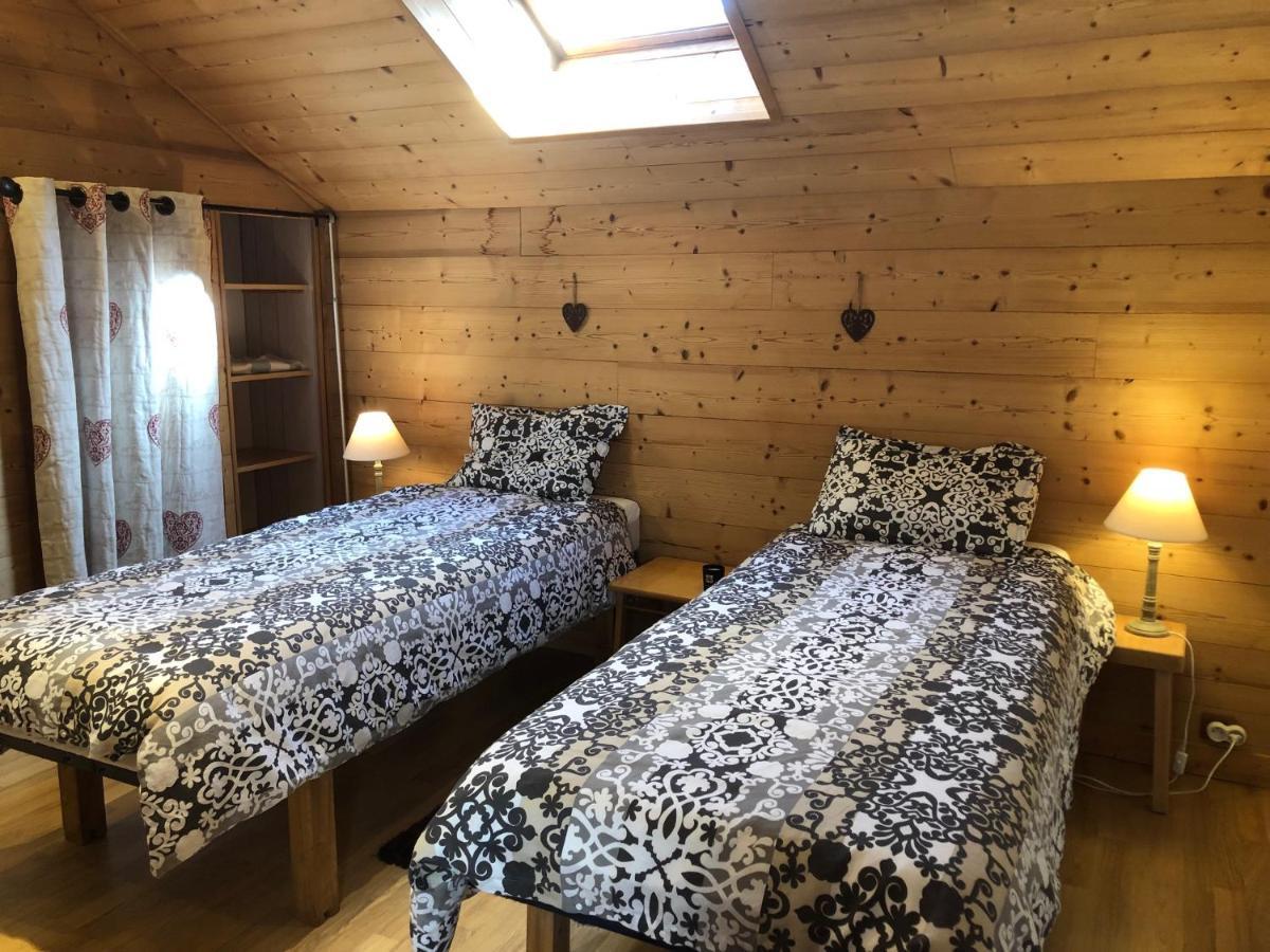 Au Coeur Des Alpes Panzió Marignier Kültér fotó